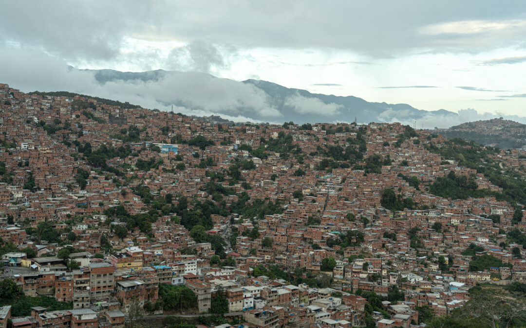 La revolución no va a pedir permiso