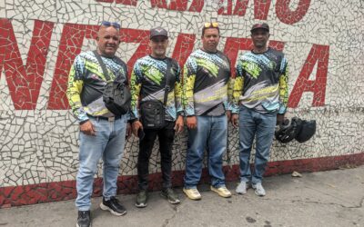 Entre cooperativas y apps: Caracas se mueve en mototaxi