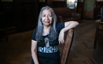 “La poesía es una iluminación que potencia una verdad”